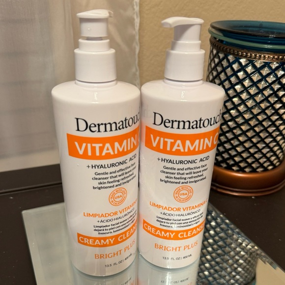 Dermatouch Vitamin C & Hyaluronic Acid Creamy Cleanser Bright Plus (2) brand new - Picture 3 of 7